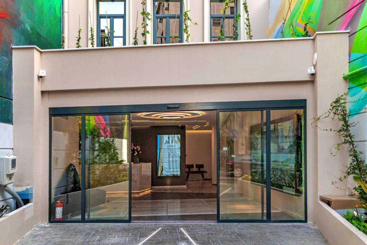Hellenic Vibes Smart Hotel Atene Esterno foto Entrance of the museum