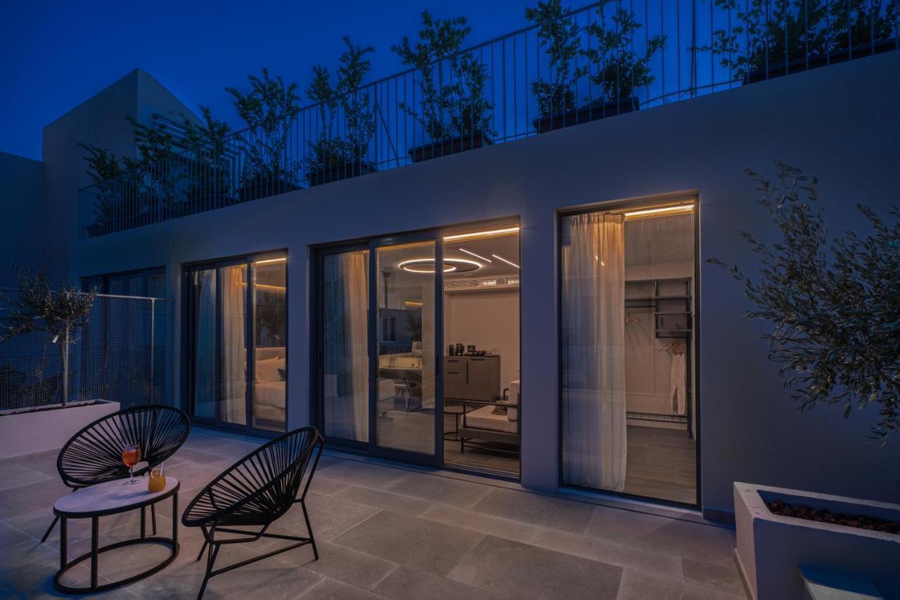 Hellenic Vibes Smart Hotel Atene Esterno foto The hotel's rooftop