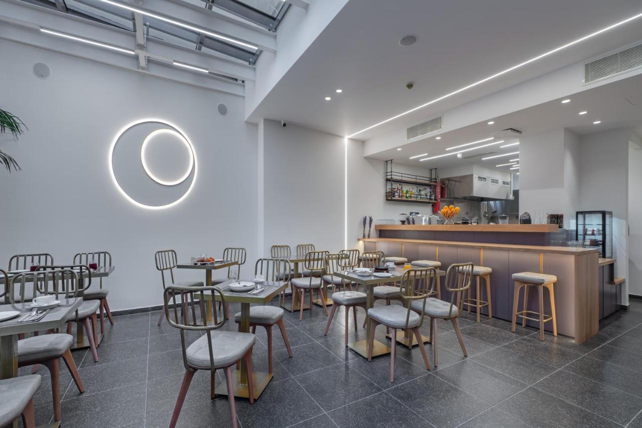 Hellenic Vibes Smart Hotel Atene Esterno foto Restaurant