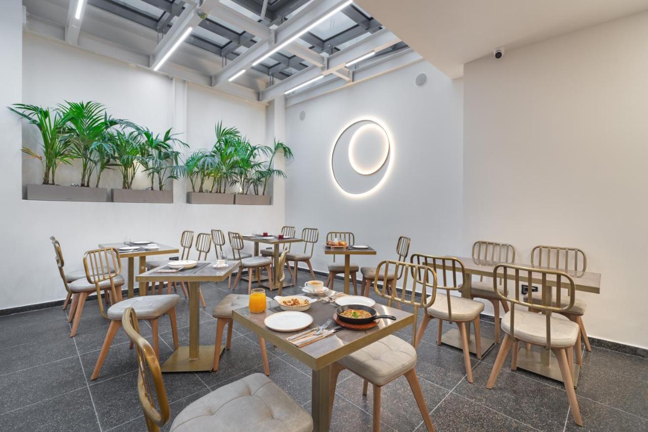 Hellenic Vibes Smart Hotel Atene Esterno foto Restaurant