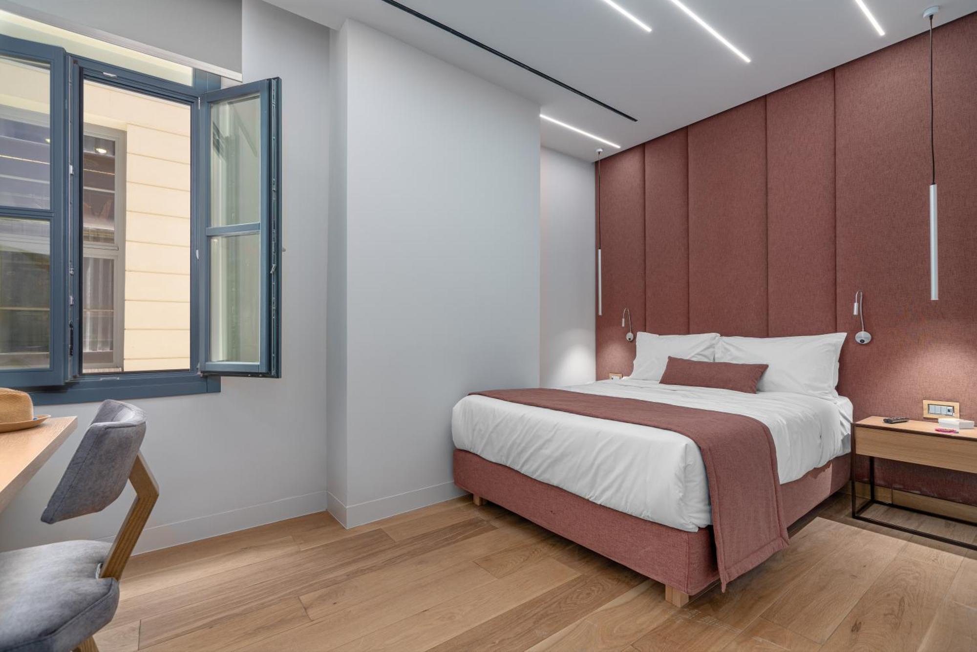 Hellenic Vibes Smart Hotel Atene Esterno foto Deluxe room